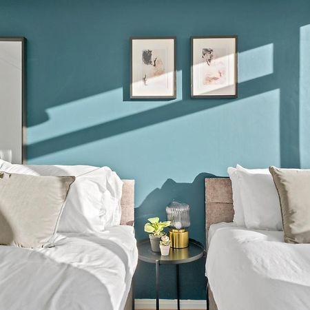 Cosy 3 Bedroom With Free Parking, Garden And Smart Tv With Netflix By Yoko Property Κόβεντρι Εξωτερικό φωτογραφία